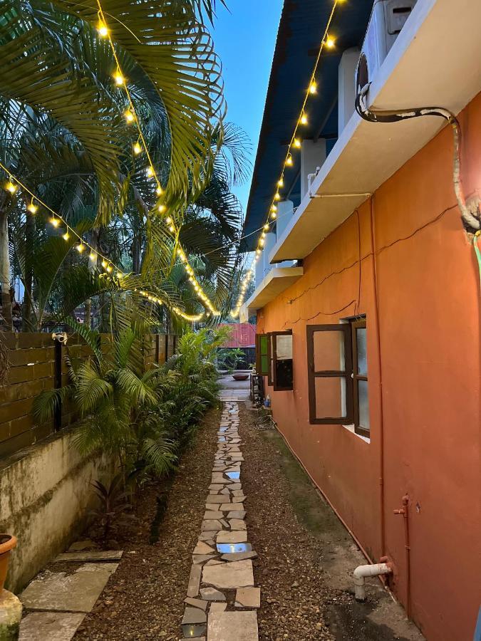 Green Rover Hostel By Gypstead วากาตอร์ ภายนอก รูปภาพ