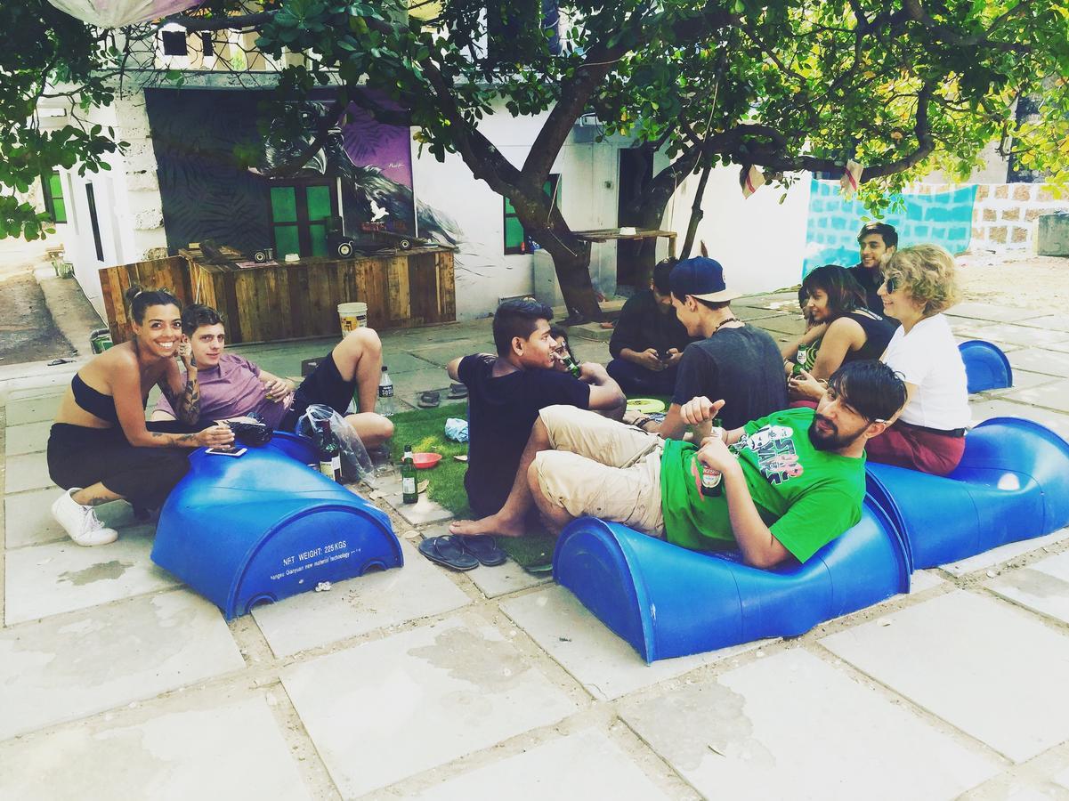 Green Rover Hostel By Gypstead วากาตอร์ ภายนอก รูปภาพ
