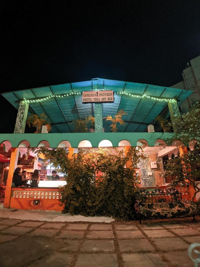 Green Rover Hostel By Gypstead วากาตอร์ ภายนอก รูปภาพ